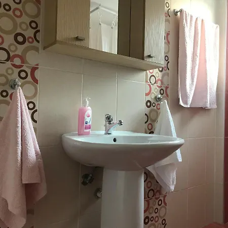 Traditional Full Equipment House *